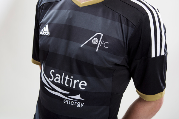 Aberdeen-14-15-Away-Kit-1.jpg