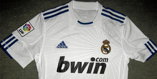 new-Real-Madrid-jersey-10-11.jpg