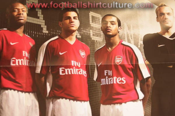 arsenal_2008_2009_home_nike_kit_leaked.jpg