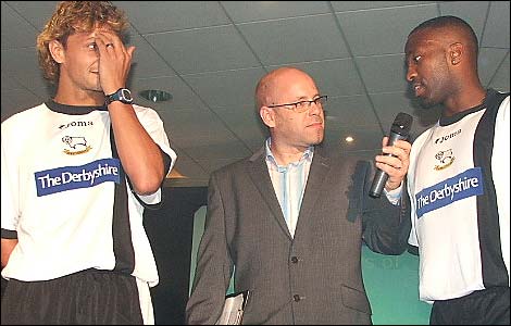 rams_kit_launch_2005_gallery_01_470x300.jpg