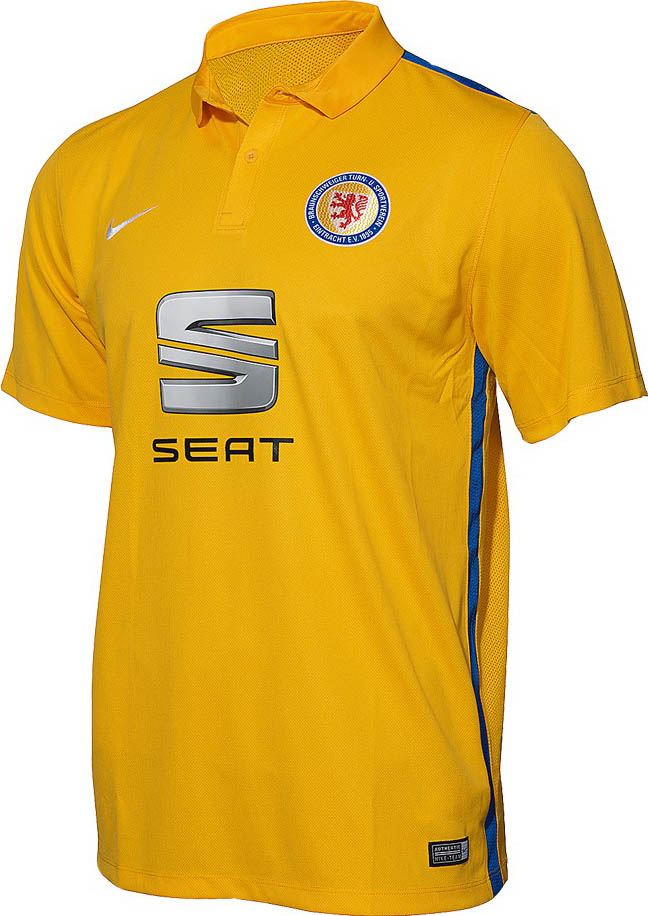 eintracht-braunschweig-15-16-home-kit-1.jpg