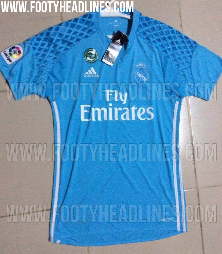 Real-Madrid-16-17-Goalkeeper-Kit%2B%25282%2529.jpg