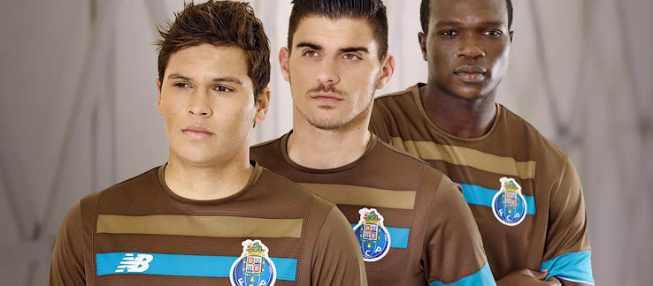 FC-Porto-15-16-Away-Kit%2B%25289%2529.jpg