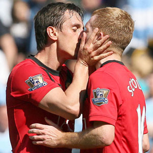 Scholes+kiss.jpg