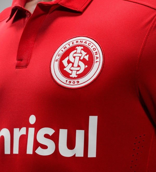 sc-internacional-15-16-home-kit%2B%282%29.jpg