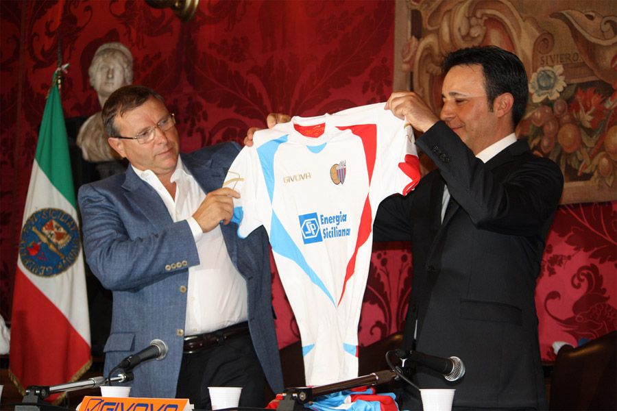 maglia-away-catania-2010-11.jpg