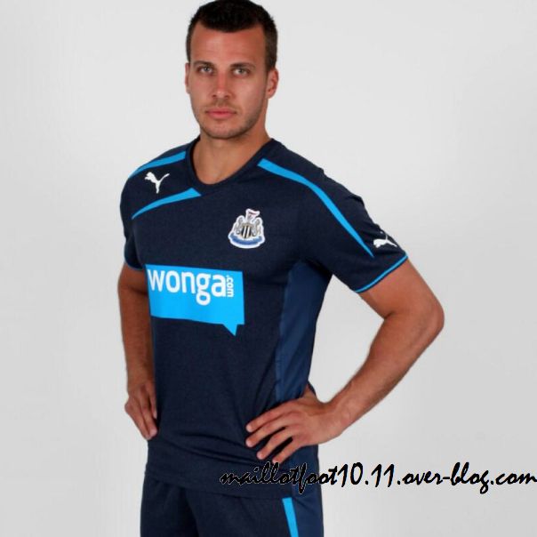 newcastle-away-kit-2014.jpeg