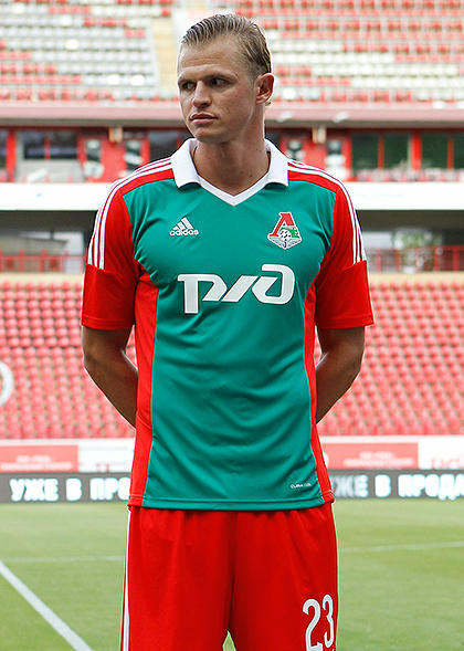 Lokomotive-Moscow-14-15-Adidas-Kits+(4).jpg