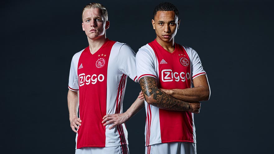 ajax-16-17-home-kit-1.jpg