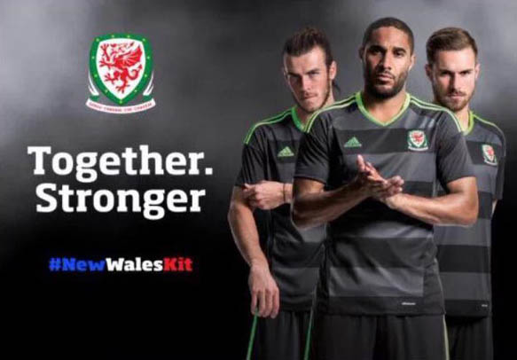 Wales-Euro-2016-Away-Kit%2B%25282%2529.jpg