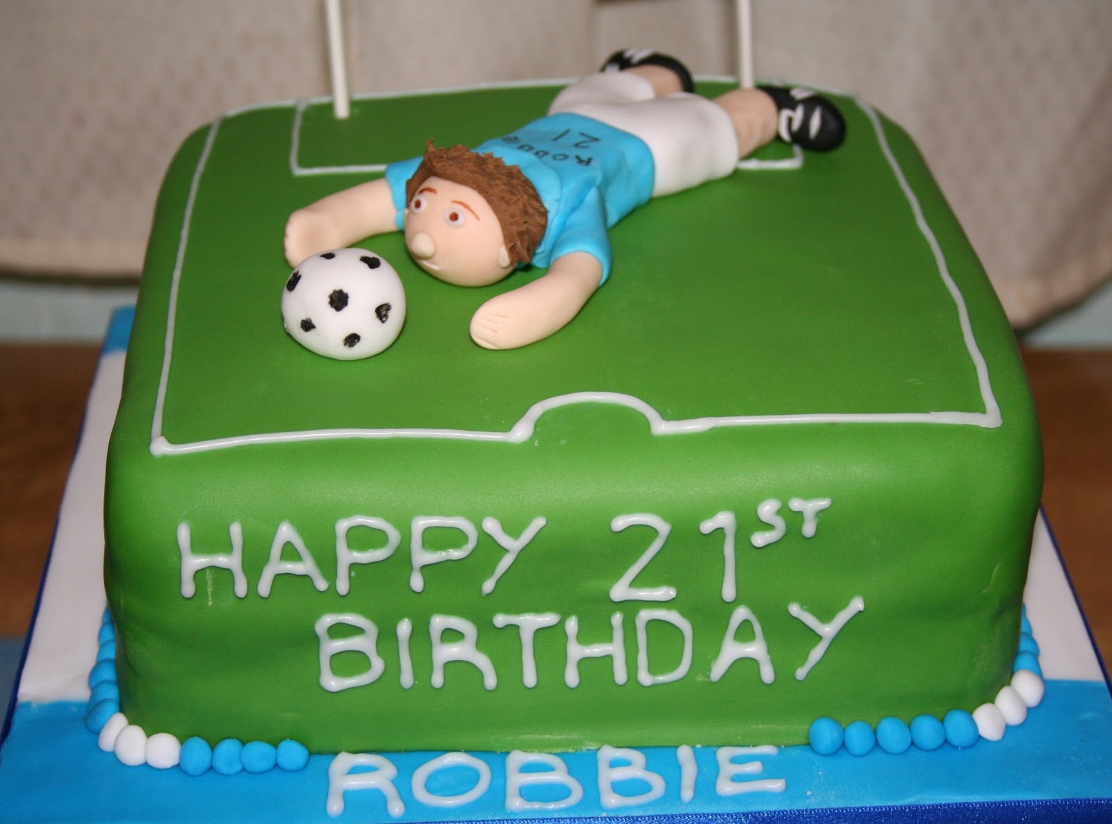 Football+Cake+002.jpg