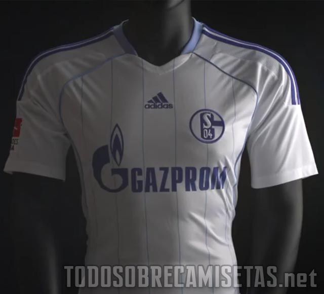 Schalke04away.jpg