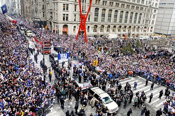 nfl_a_giantsparade_600.jpg