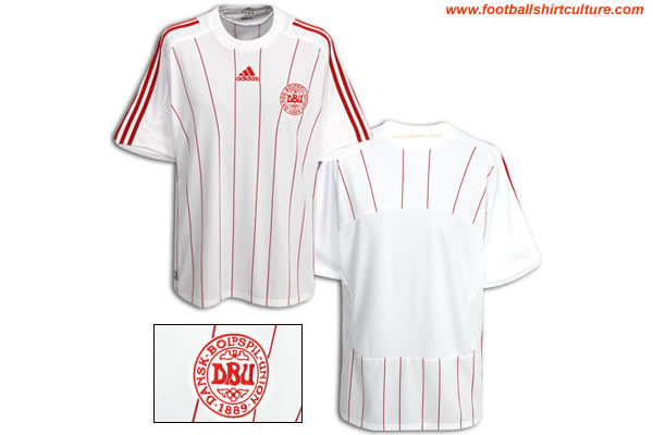 denmark%20away%200809%20adidas%20away%20kit%20www-footballshirtculture-com.jpg