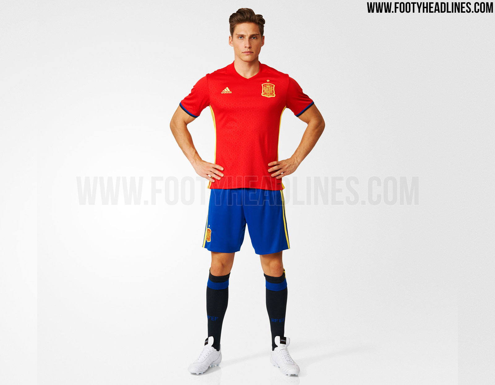 spain-euro-2016-home-kit-8.jpg