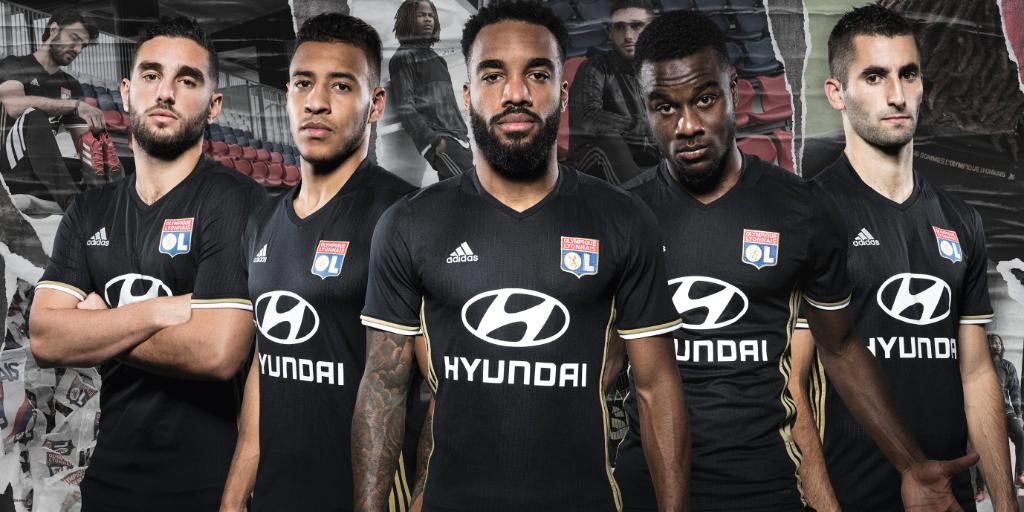 olympique-lyon-2016-2017-third-kit-2.jpg