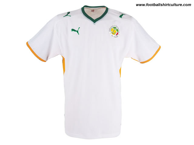 new%20senegal%20home%20shirt%200809%20puma%20www-footballshirtculture-com.jpg