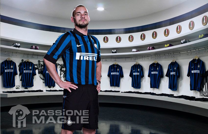 sneijder-inter-home.jpg