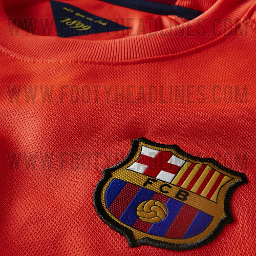 Barcelona-14-15-Away-Kit+(3).jpg