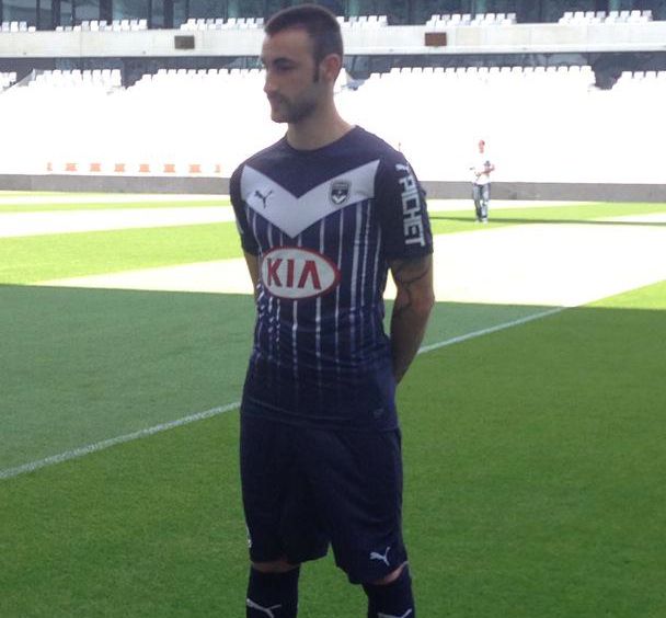 ob_e059ce_girondins-bordeaux-nouveau-maillot-201.jpeg