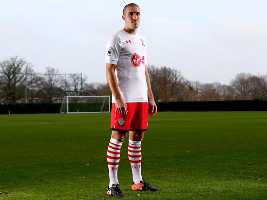 southampton-16-17-third-kit-4.jpg