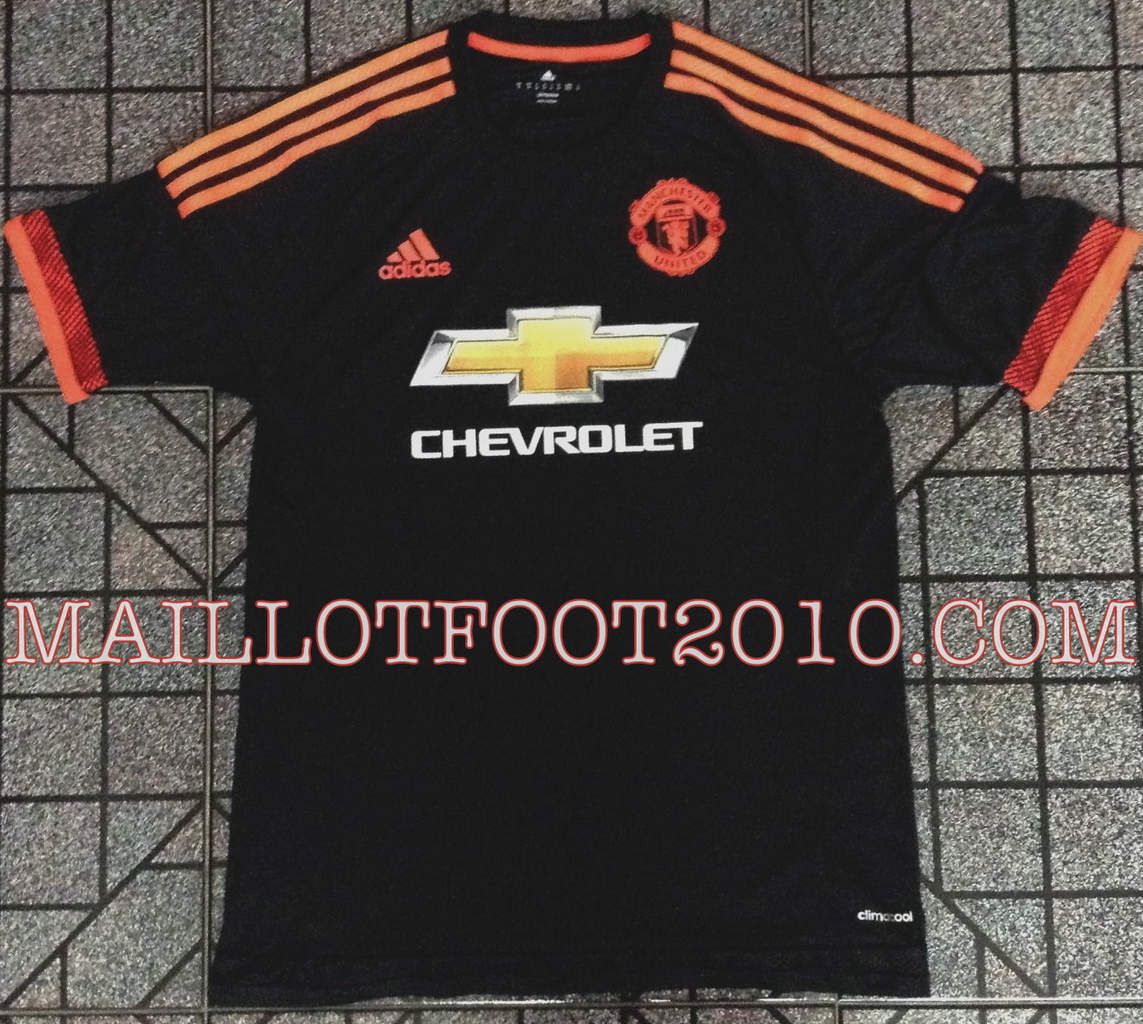 ob_3a2985_kit-adidas-2016-manchester-united.jpg