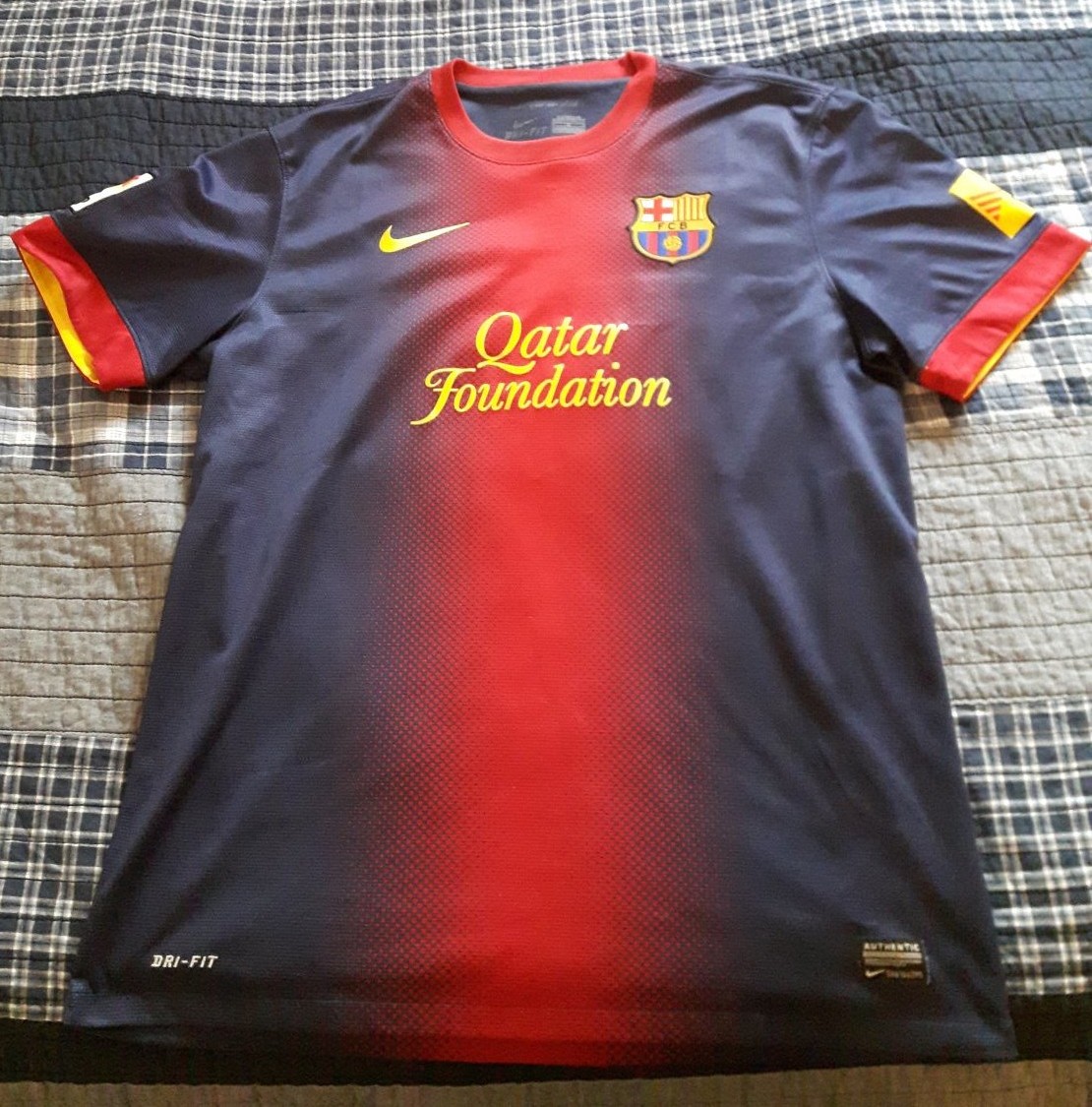 barcelona-home-football-shirt-2012-2013-s_29761_1.jpg