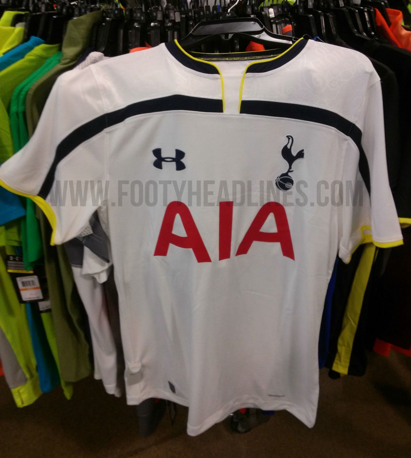 Tottenham-14-15-Home-Kit-1.jpg