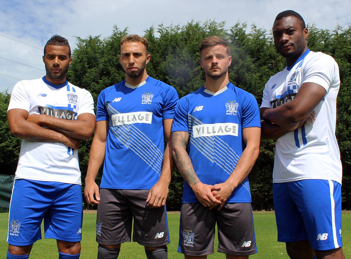 Bury-FC-15-16-Kit%2B%25282%2529.jpg