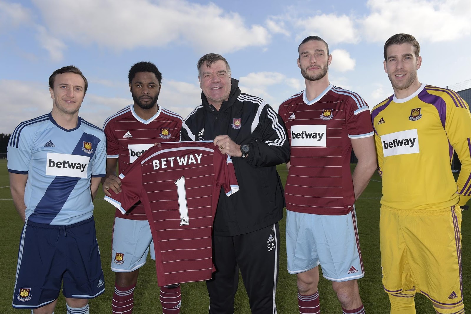 West-Ham-United-Betway-Kit-1.jpg