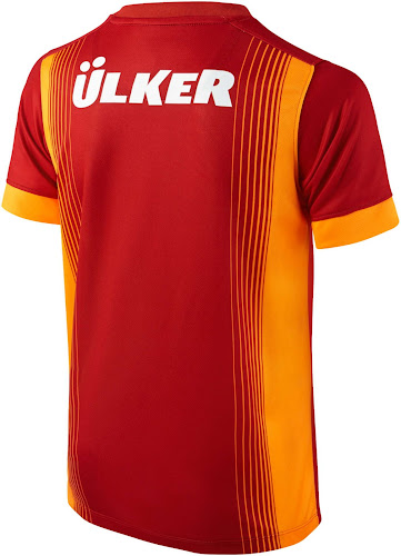 Galatasaray-14-15-Home-Kit+(2).jpg