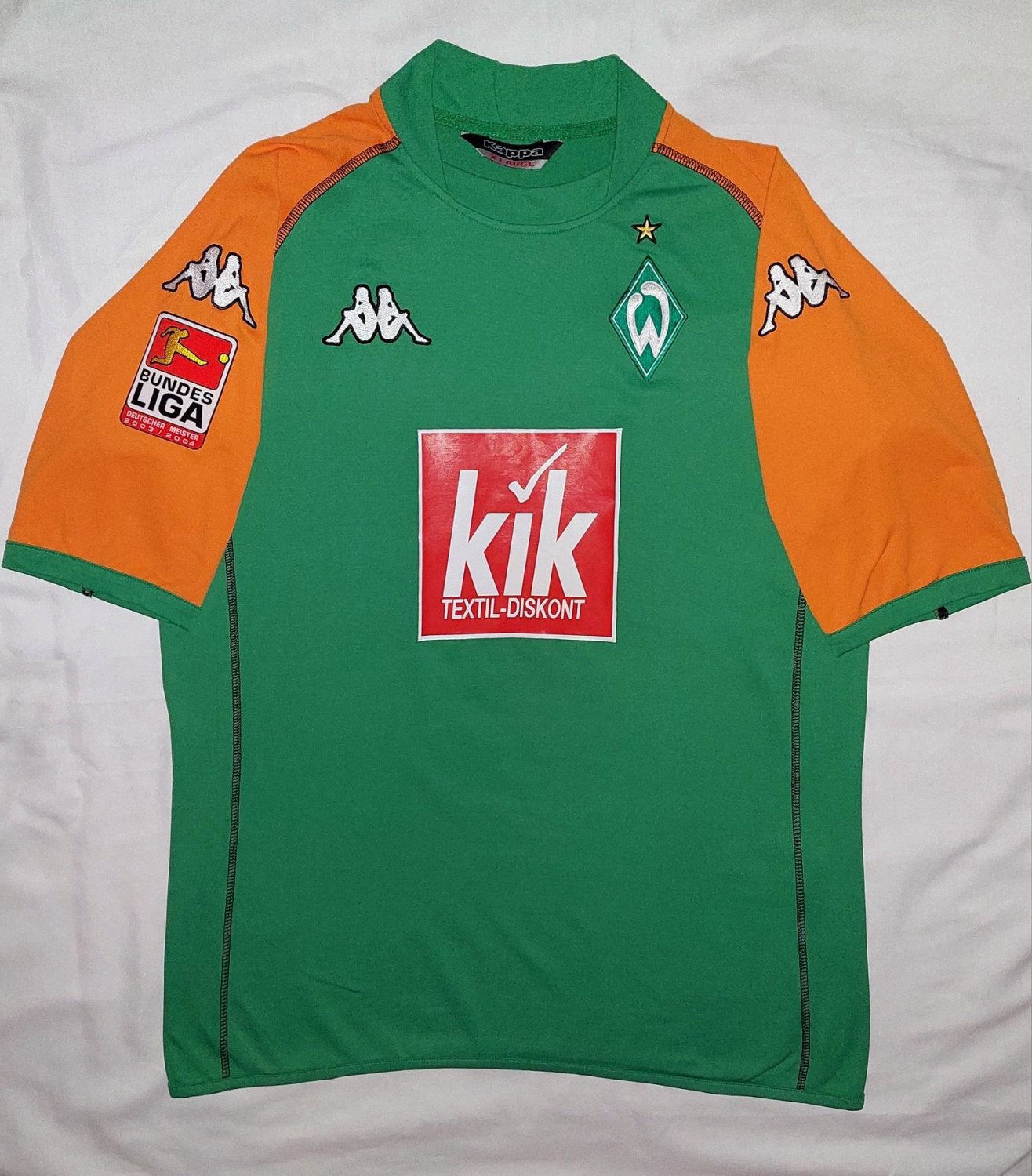 werder-bremen-home-football-shirt-2004-s_25802_1.jpg