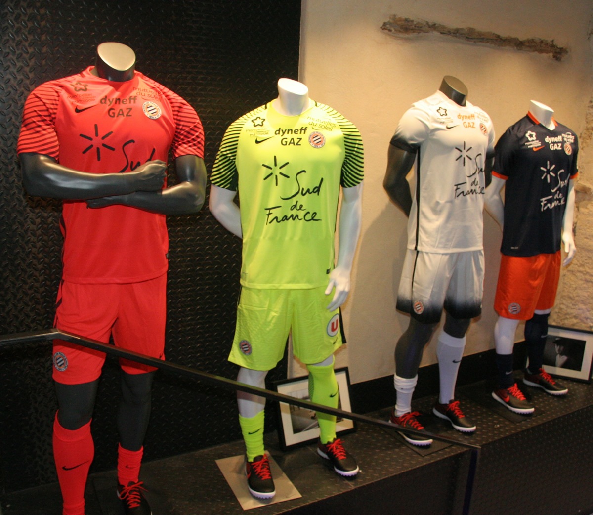 new-nike-Montpellier-16-17-kits%2B%25281%2529.jpg