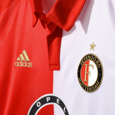 Feyenoord-15-16-Home-Kit%2B%25284%2529.jpg