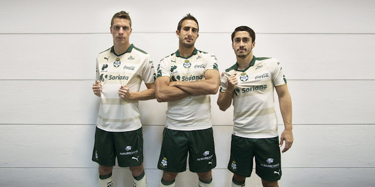 santos-laguna-2017-third-kit%2B%25281%2529.jpg