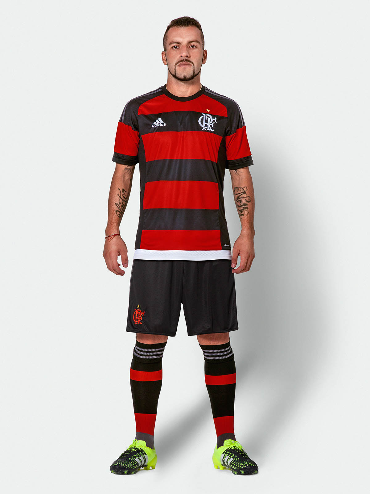 flamengo-2015-16-home-kit%2B%25284%2529.jpg