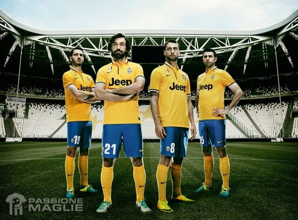 kit-juventus-away-2013-2014-595x440.jpg