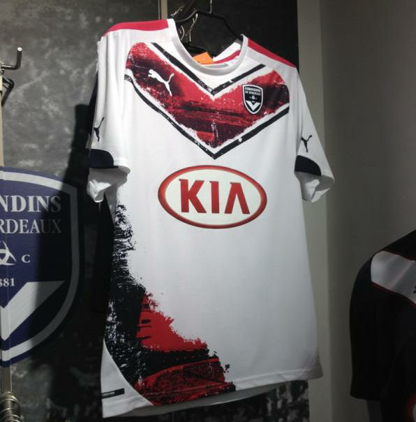 Girondins+Bordeaux+14-15+Away+Kit.jpg