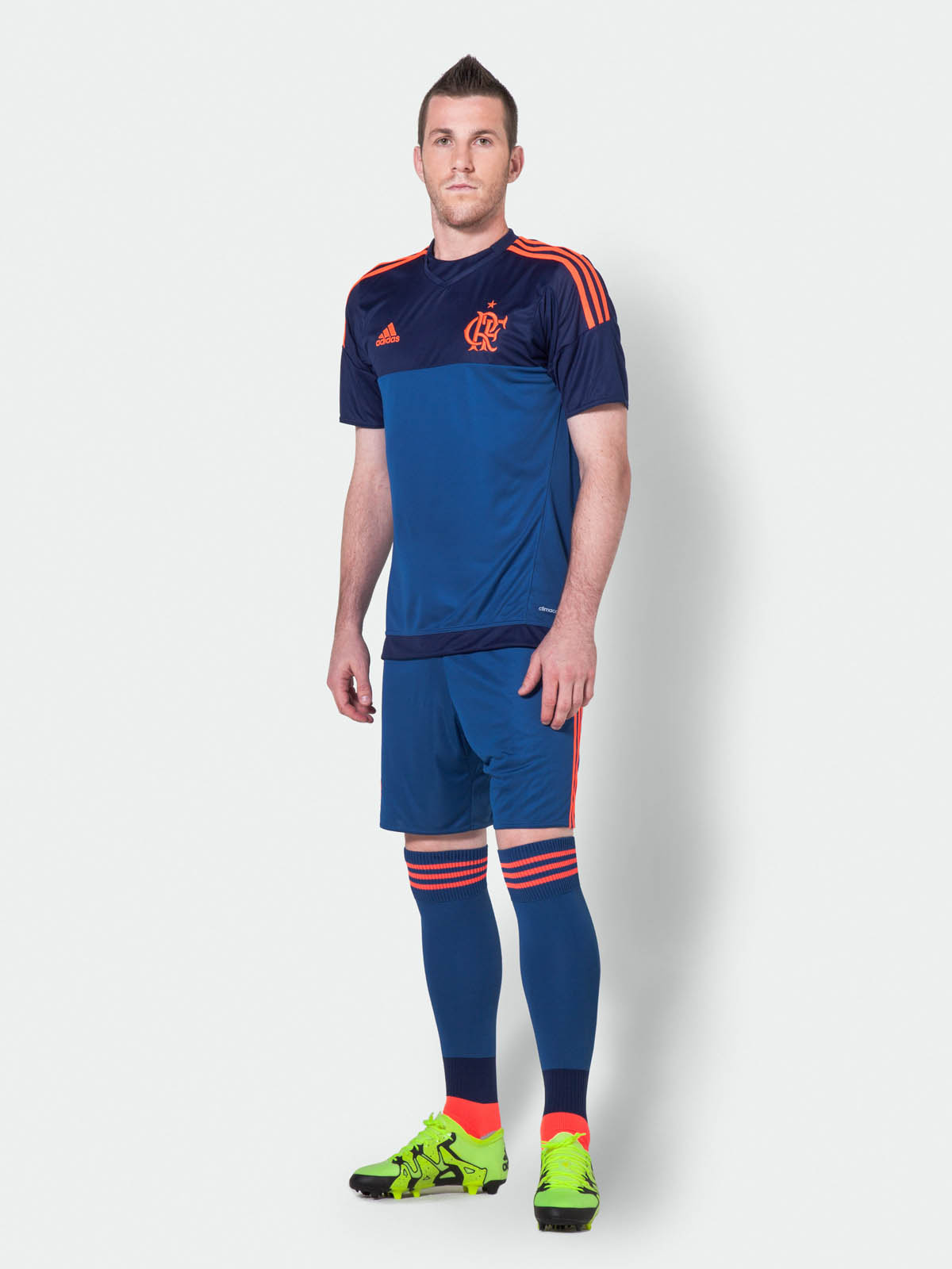 flamengo-2015-16-goalkeeper-kit.jpg