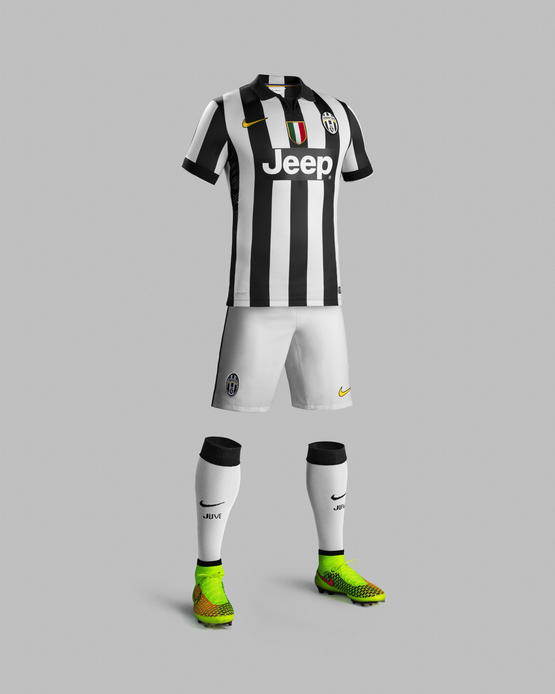 Su14_Match_Juventus_PR_H_Full_Body_R_detail.jpg