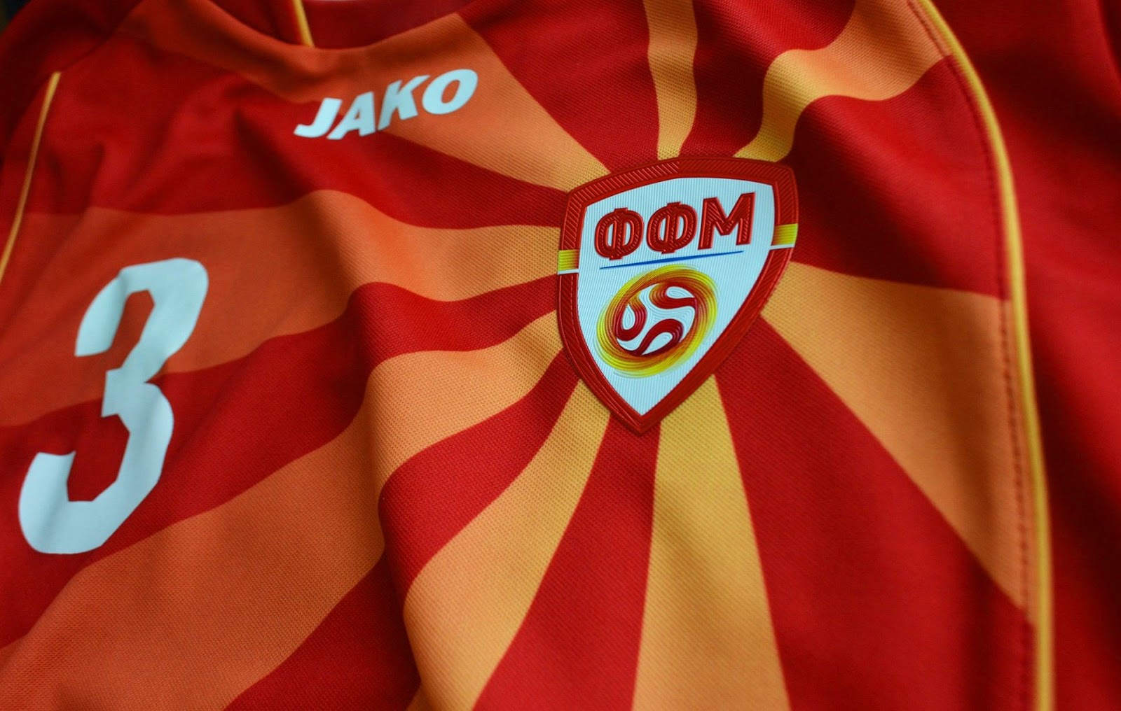 Macedonia-2016-17-kits%2B%25283%2529.jpg