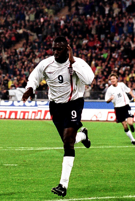 109heskey_468x697.jpg