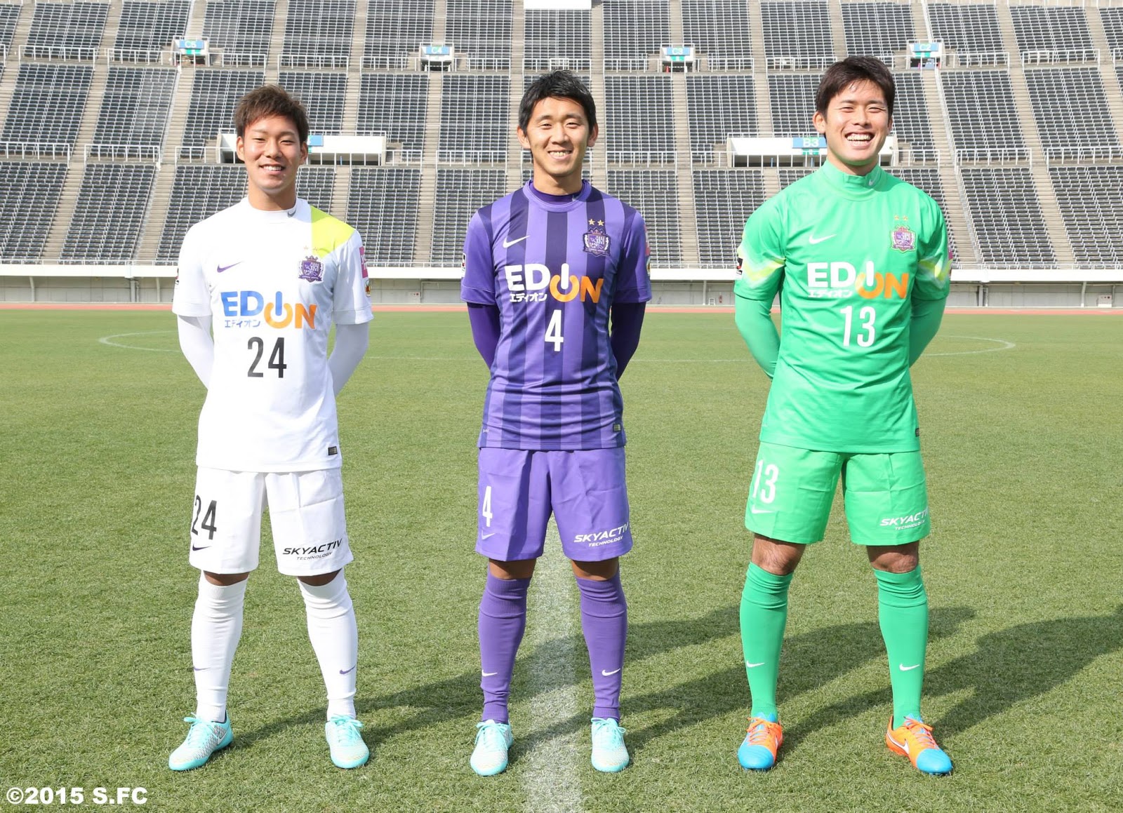 Sanfrecce-Hiroshima-2015-Kits.jpg