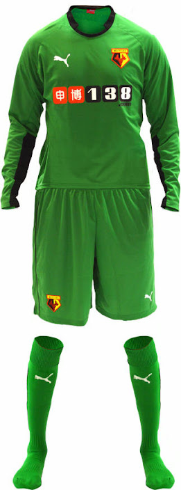 Watford+15-15+Goalkeeper+Home+Kit.JPG