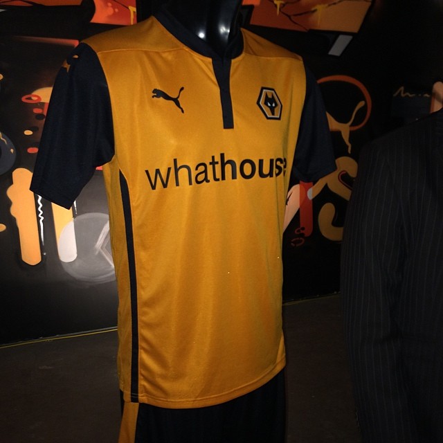 Wolves-14-15-Home-Kit+%282%29.jpg