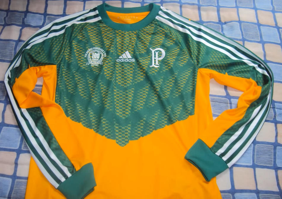 Palmeiras+2014+Goalkeeper+Kit.jpg