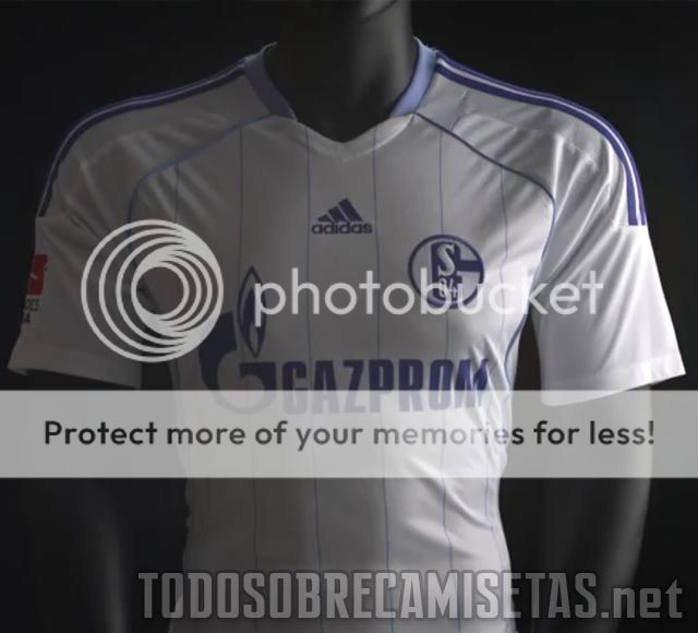 Schalke04away.jpg