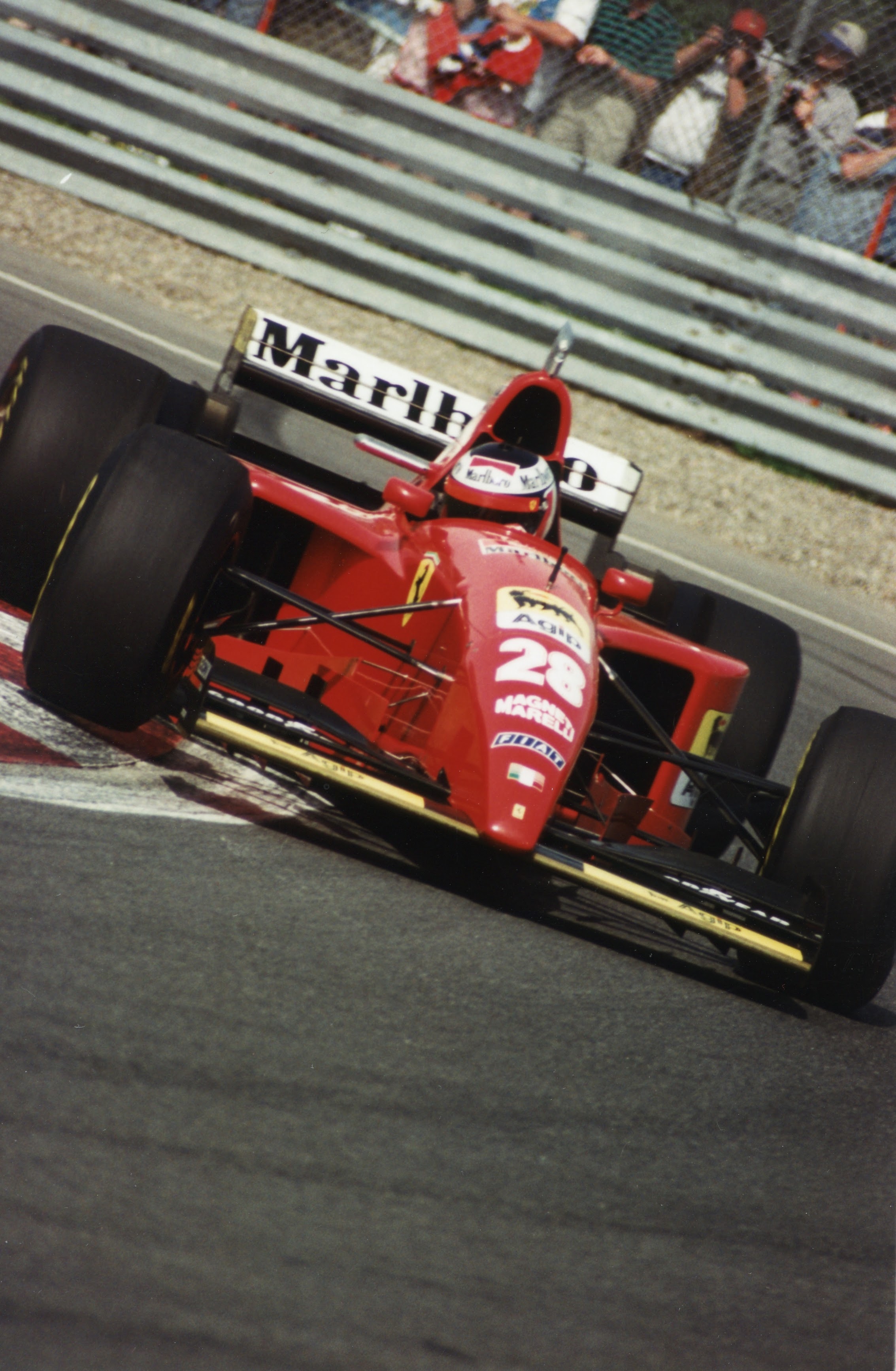Gerhard_Berger_Ferrari_1995.jpg