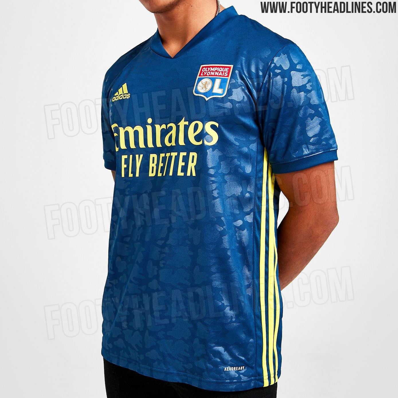 olympique-lyon-20-21-third-kit-2.jpg