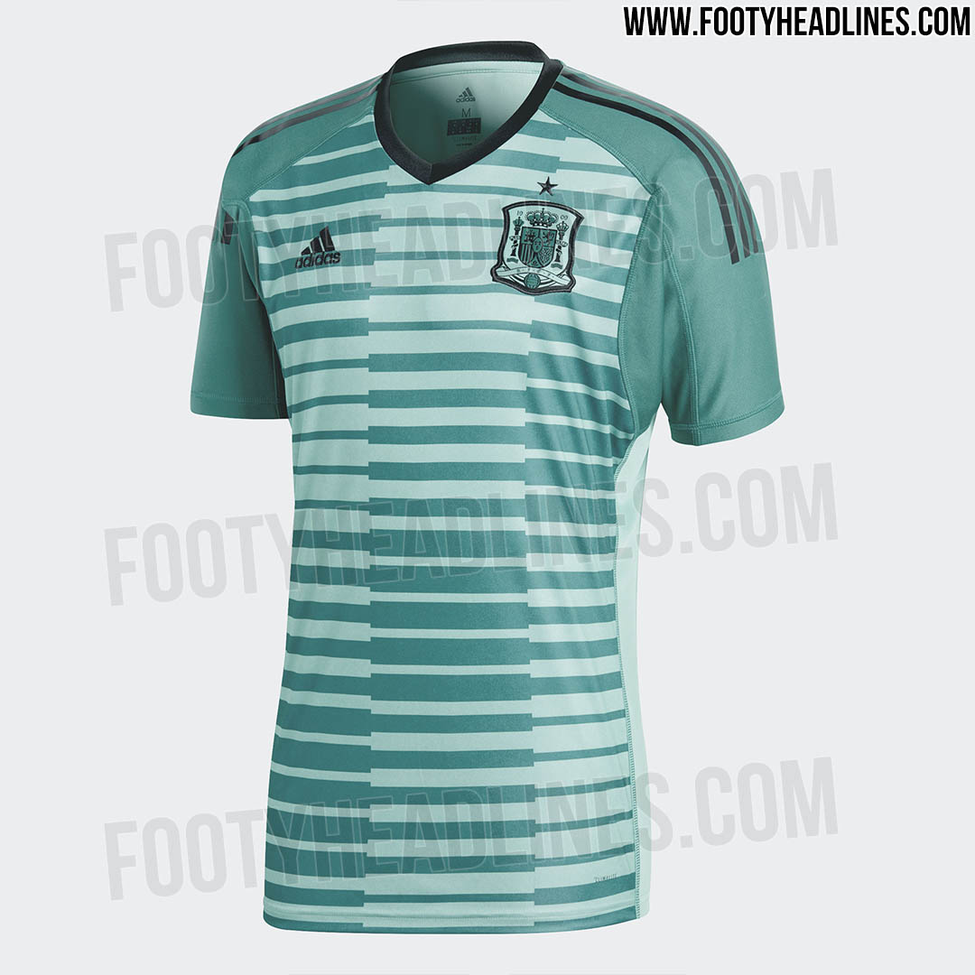 spain-2018-world-cup-goalkeeper-kit%2B%25285%2529.jpg